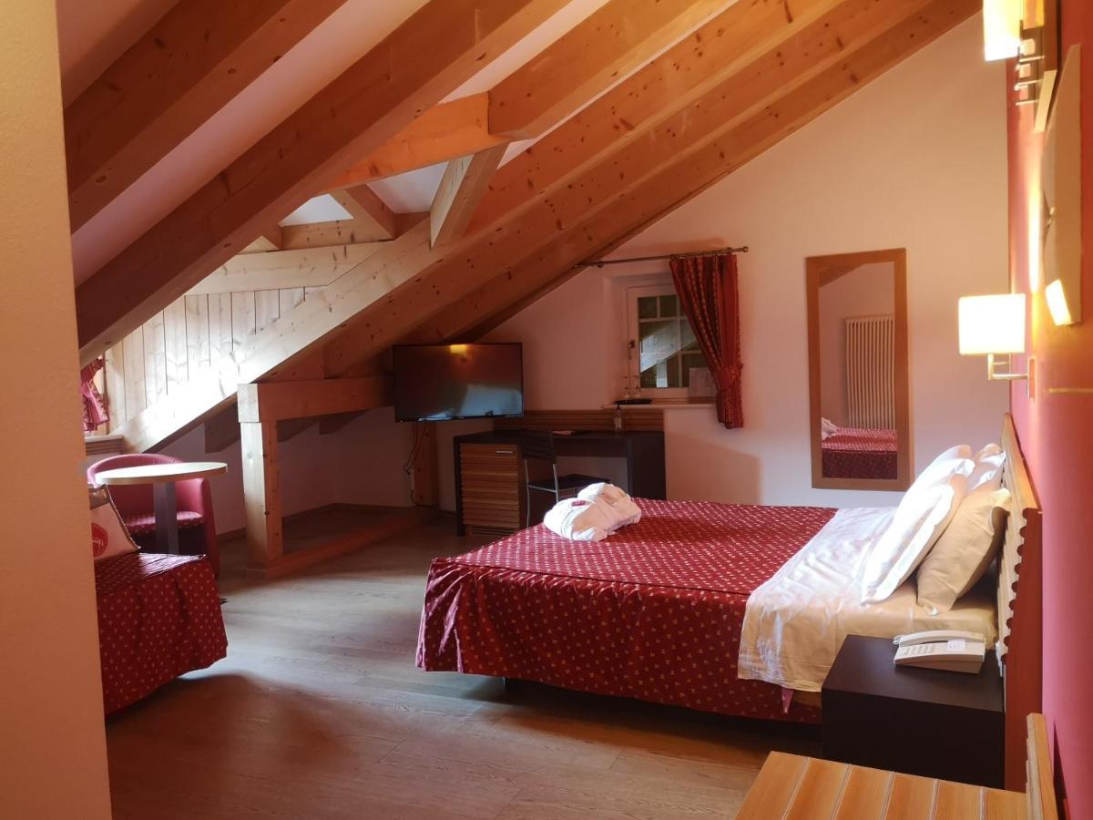 Albergo Cavallino Bianco Rumo Exterior photo