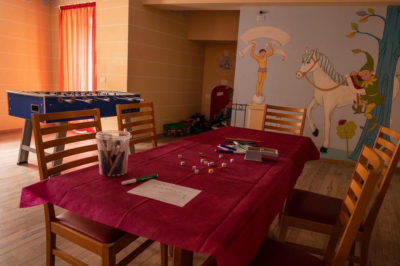 Albergo Cavallino Bianco Rumo Exterior photo